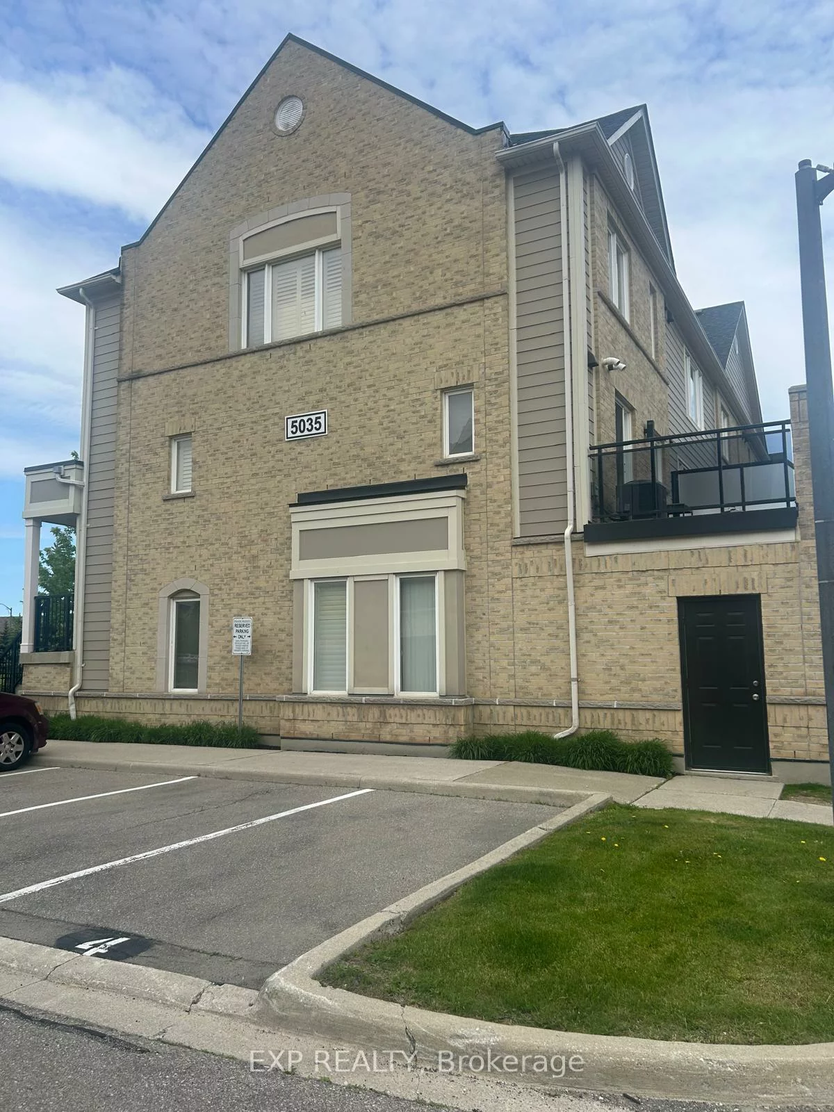 5035, Oscar Peterson Parking, Churchill Meadows, Mississauga