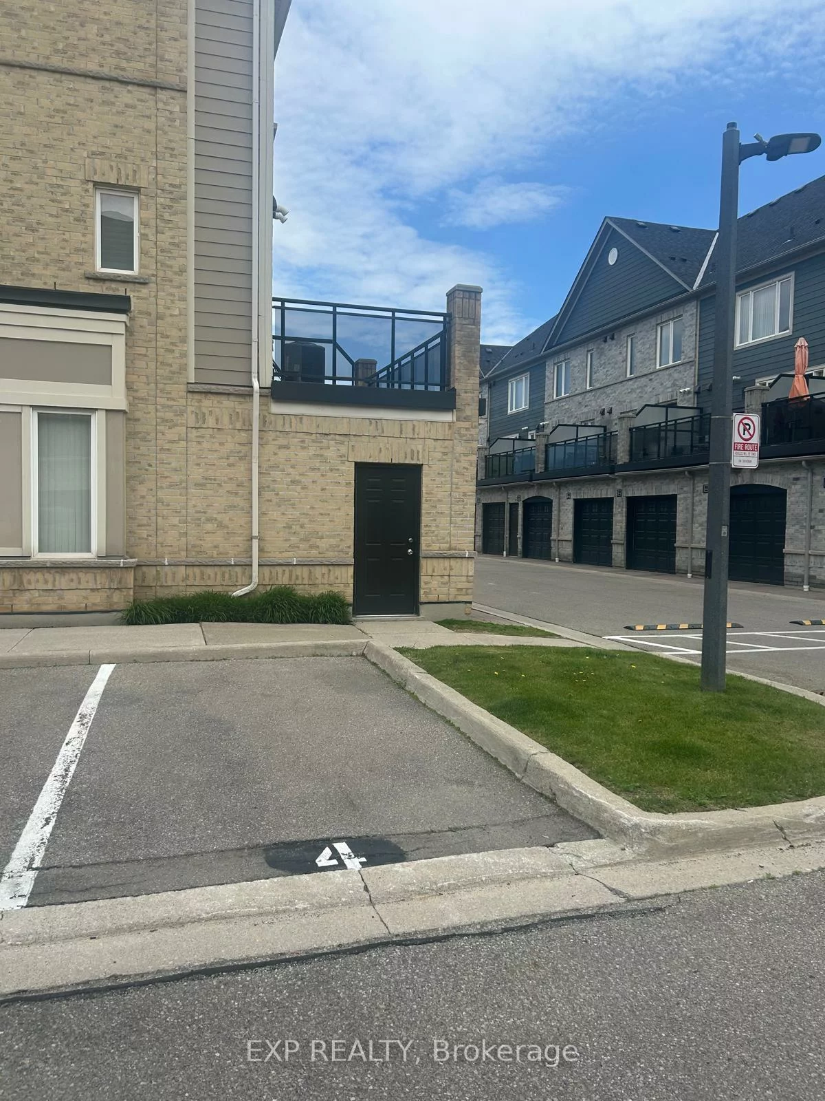 5035, Oscar Peterson Parking, Churchill Meadows, Mississauga