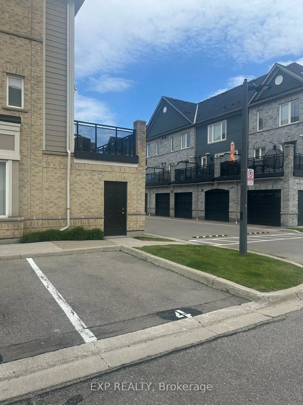 5035, Oscar Peterson Parking, Churchill Meadows, Mississauga