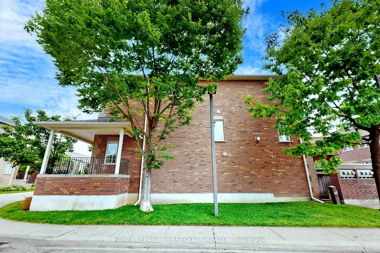 1130, Cawthra, Mineola, Mississauga