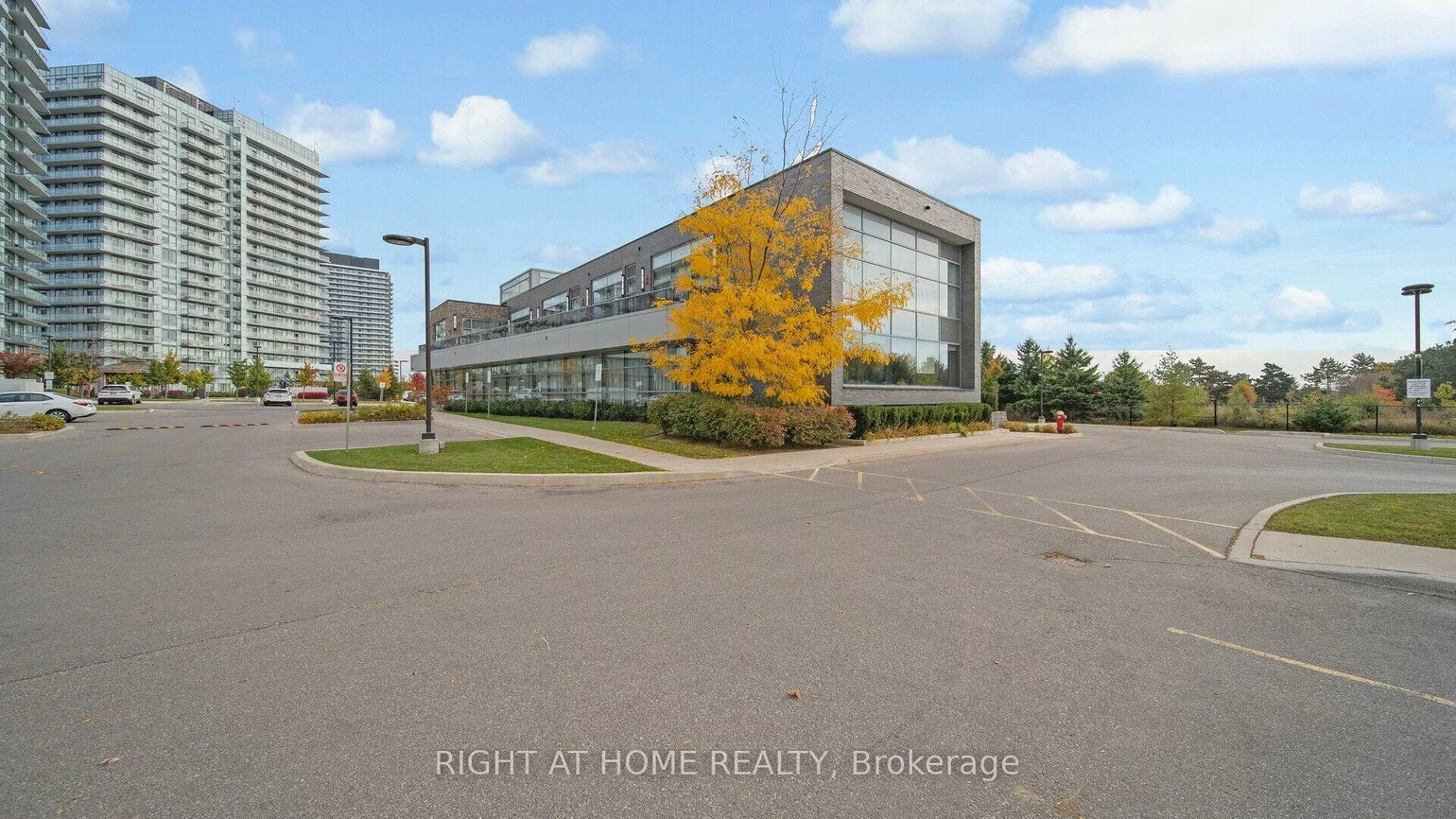 4655, Glen Erin, Central Erin Mills, Mississauga