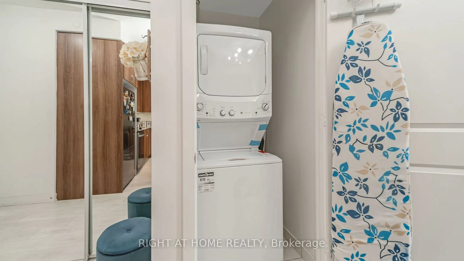 4655, Glen Erin, Central Erin Mills, Mississauga