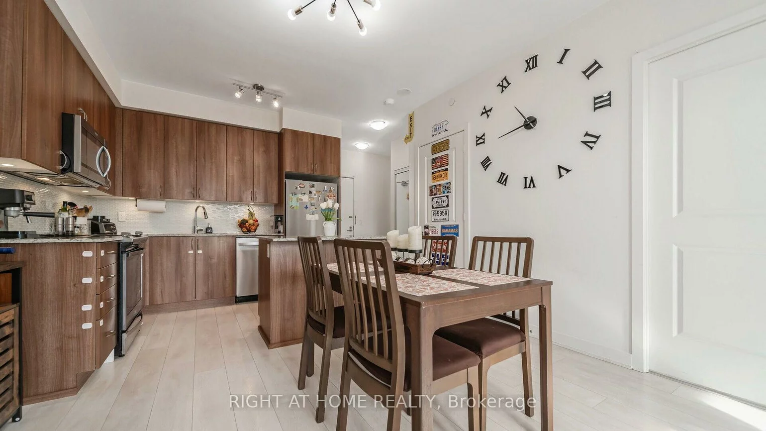 4655, Glen Erin, Central Erin Mills, Mississauga
