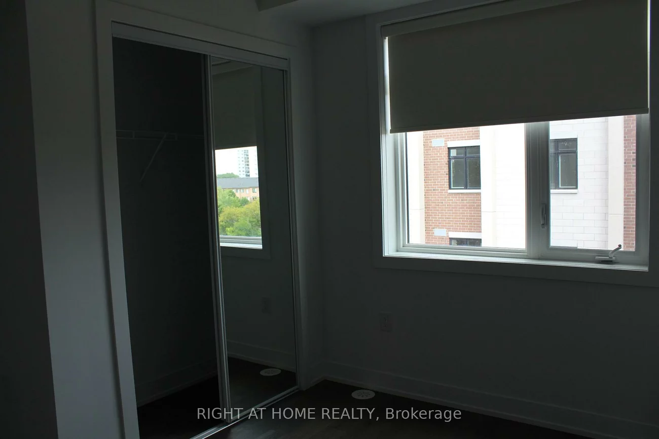 1075, Douglas Mccurdy, Lakeview, Mississauga