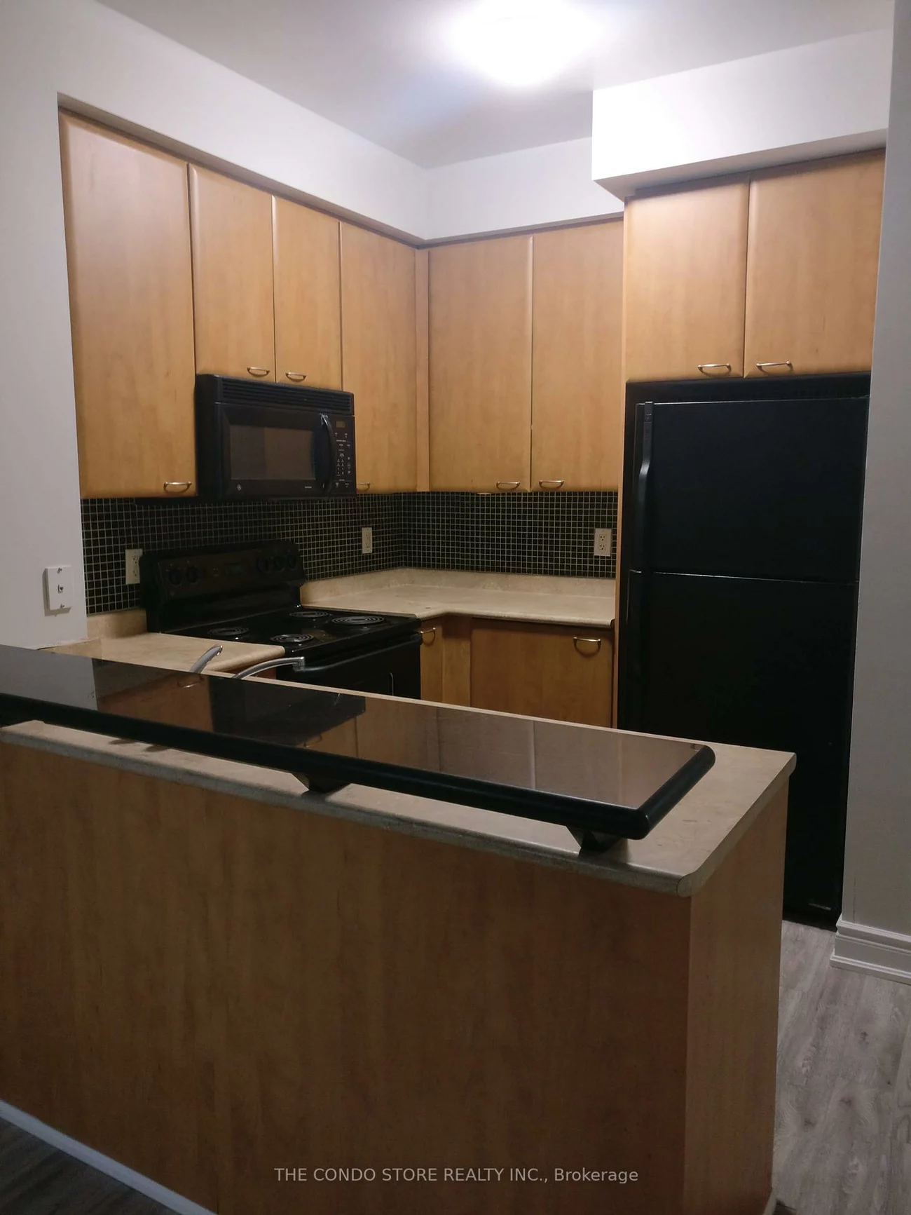 220, Burnhamthorpe, City Centre, Mississauga