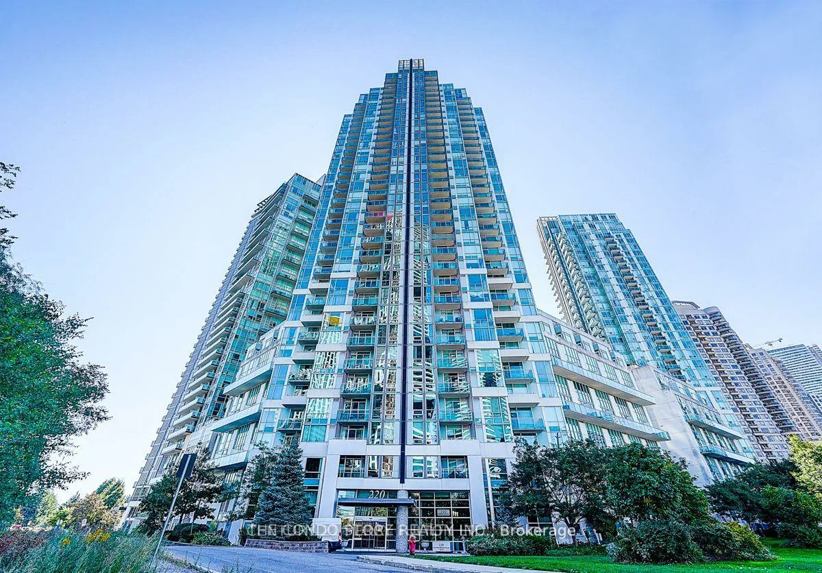 220, Burnhamthorpe, City Centre, Mississauga