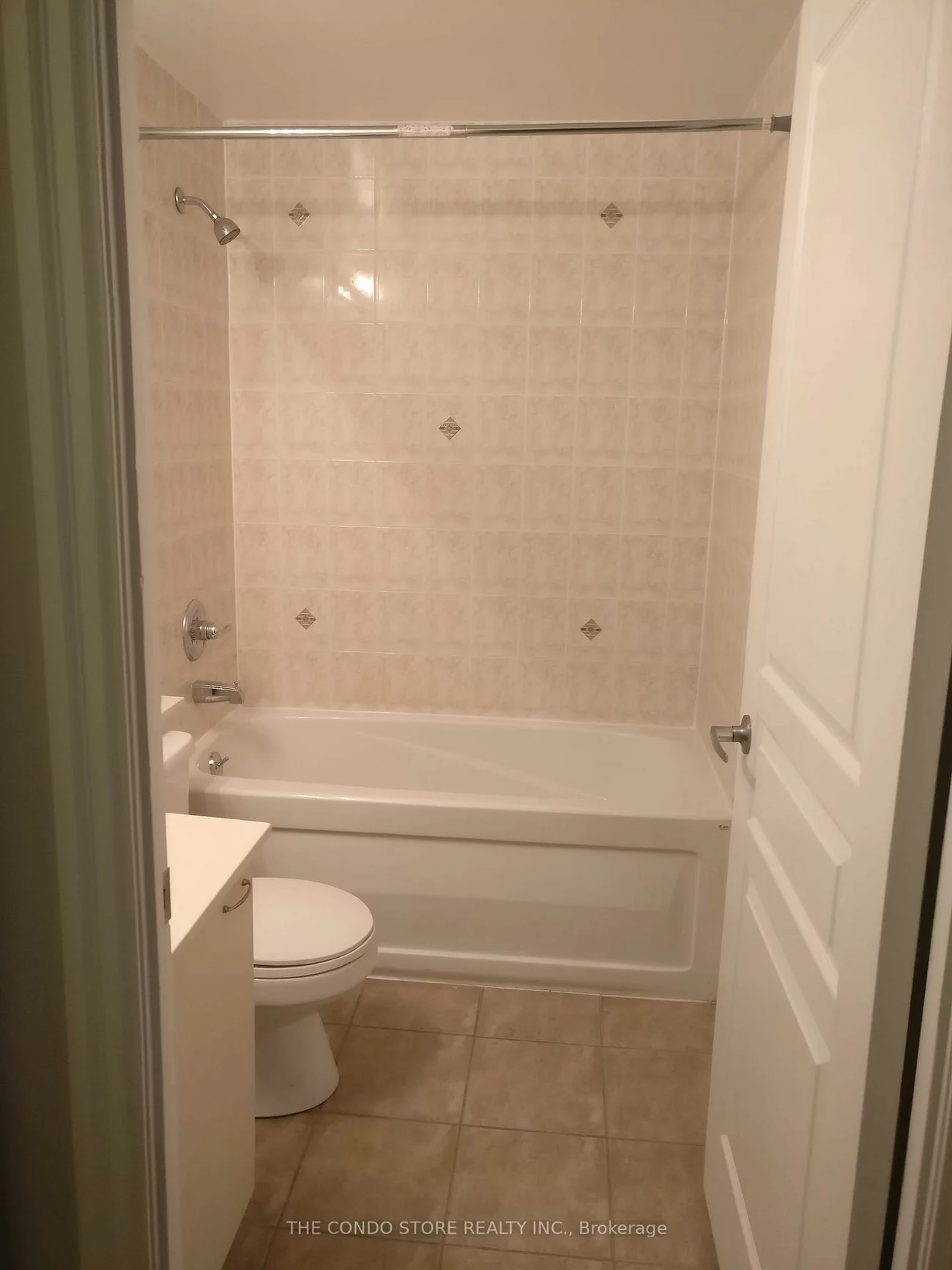 220, Burnhamthorpe, City Centre, Mississauga
