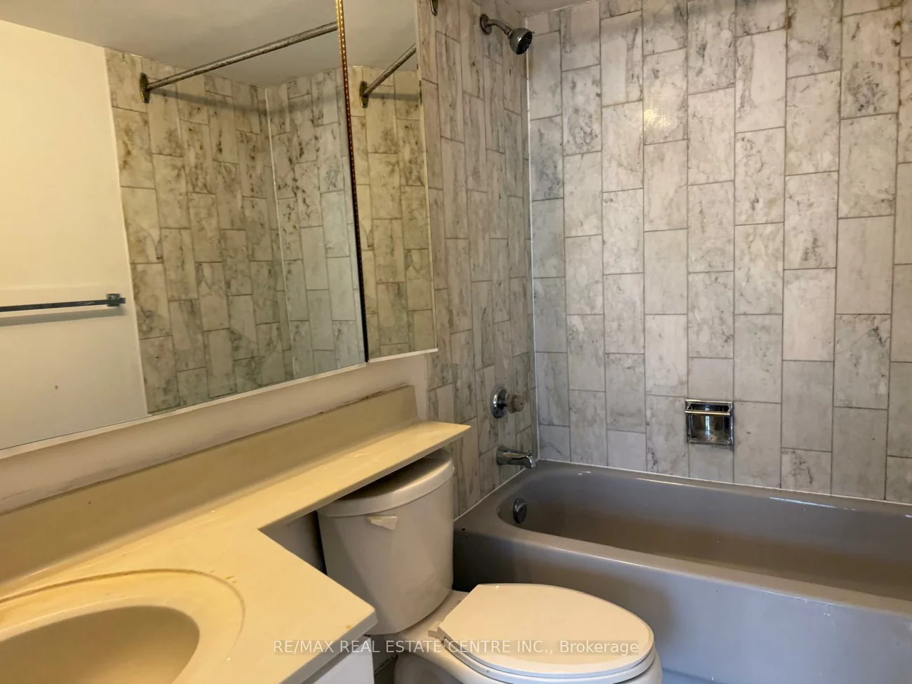 265, Enfield, City Centre, Mississauga