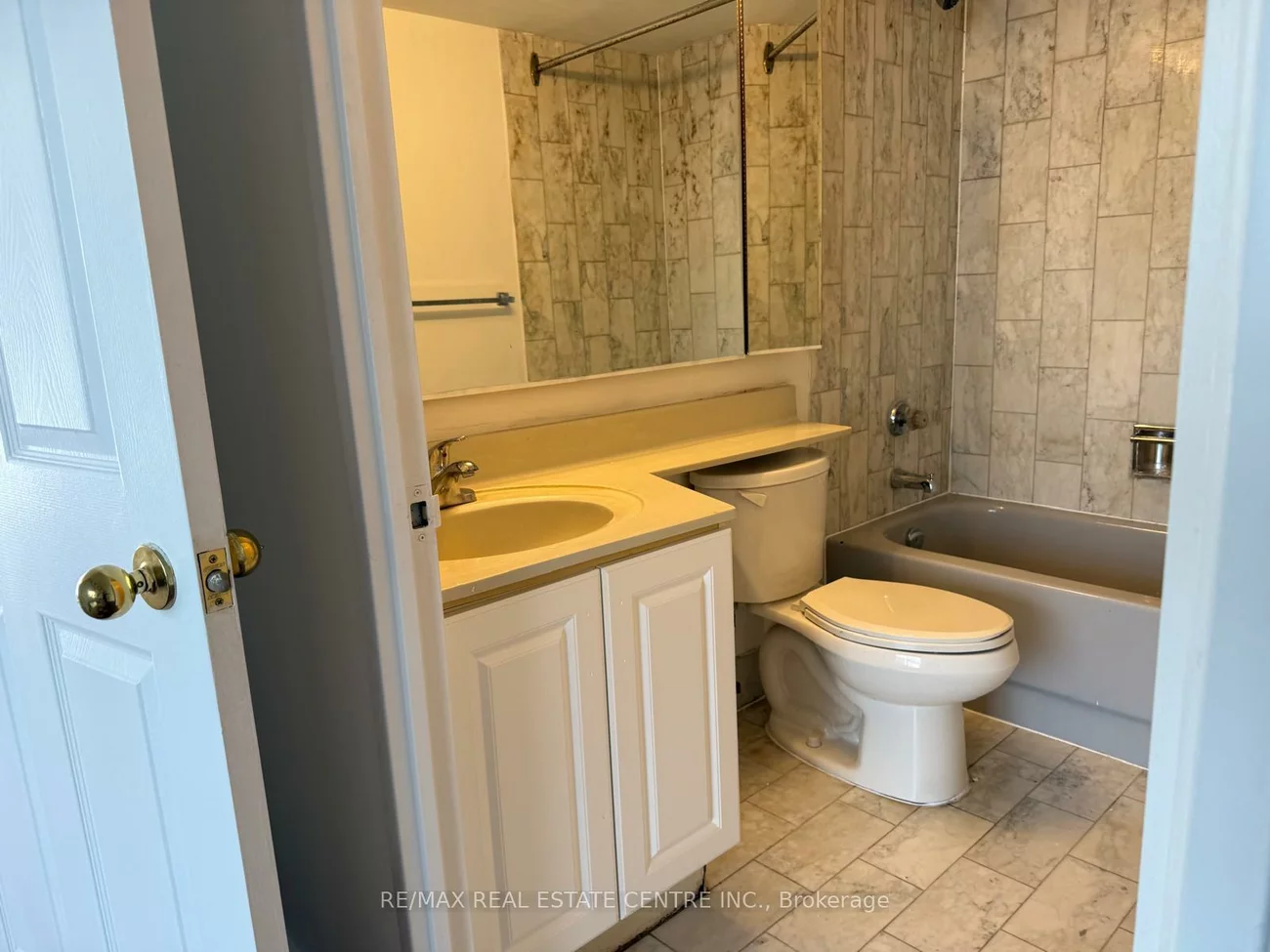265, Enfield, City Centre, Mississauga