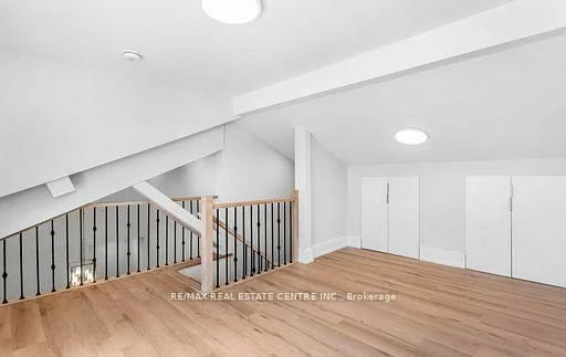 271, Queen, Streetsville, Mississauga
