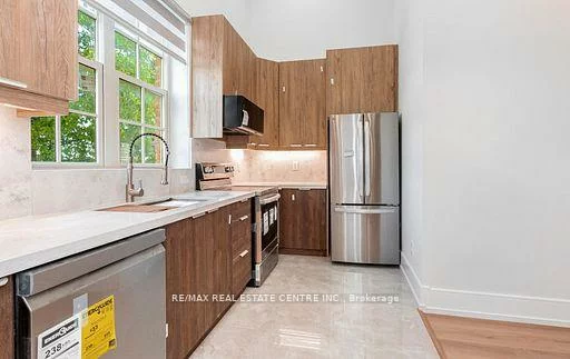 271, Queen, Streetsville, Mississauga