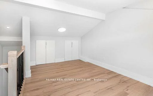 271, Queen, Streetsville, Mississauga