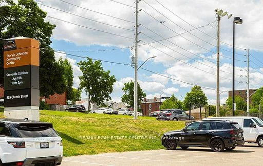 271, Queen, Streetsville, Mississauga