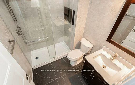 271, Queen, Streetsville, Mississauga