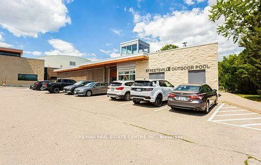 271, Queen, Streetsville, Mississauga