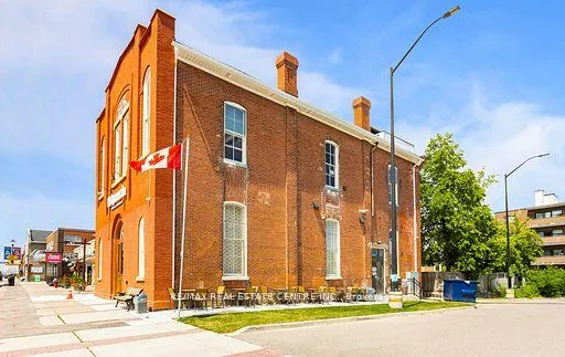 271, Queen, Streetsville, Mississauga