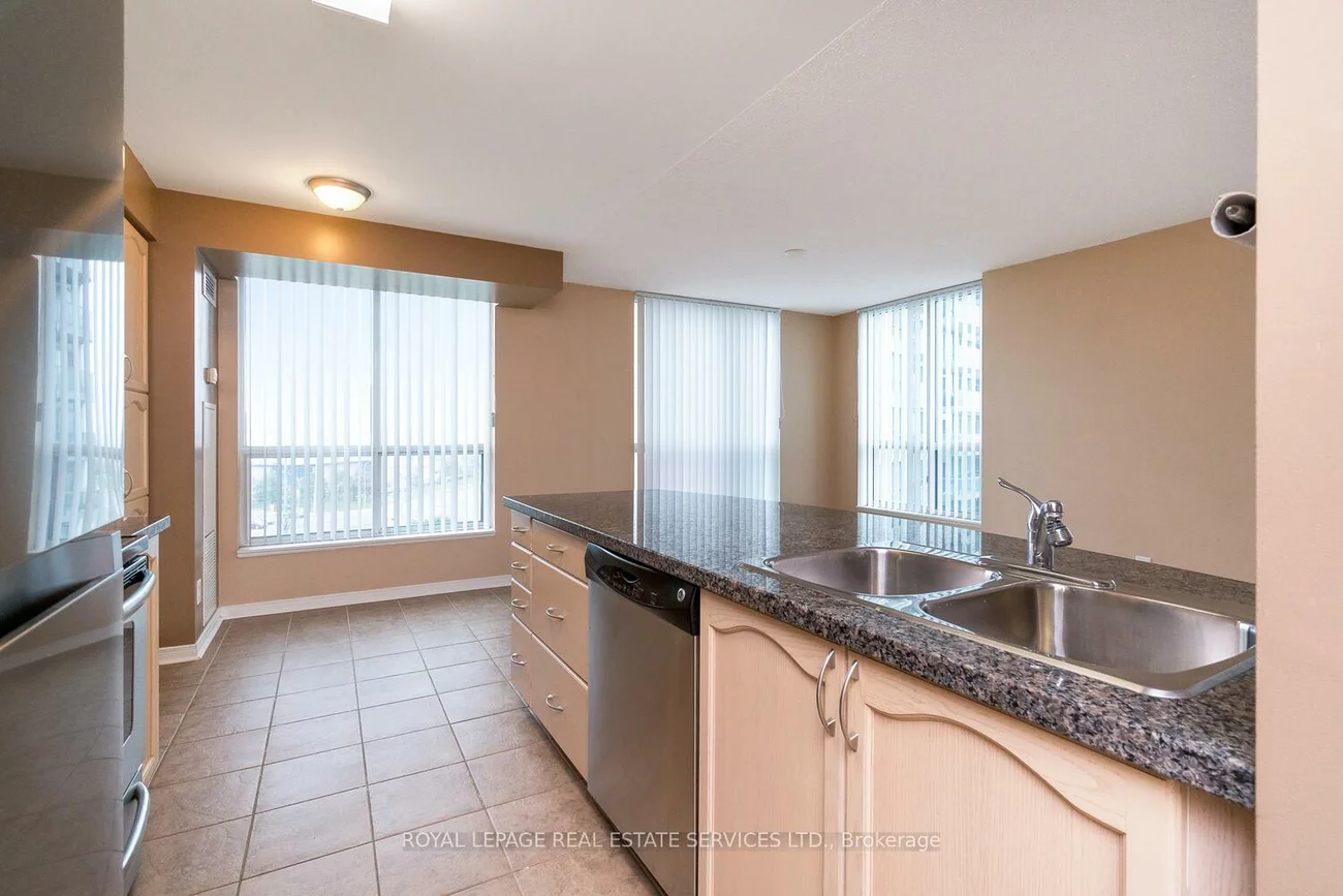 4850, Glen Erin, Central Erin Mills, Mississauga