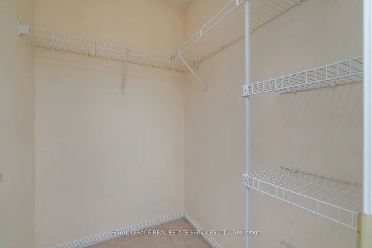 4850, Glen Erin, Central Erin Mills, Mississauga