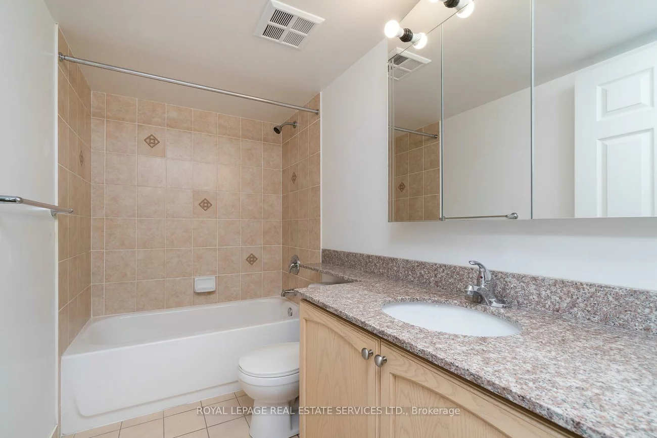 4850, Glen Erin, Central Erin Mills, Mississauga