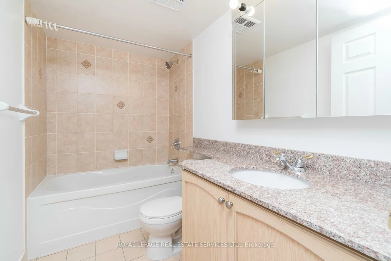 4850, Glen Erin, Central Erin Mills, Mississauga