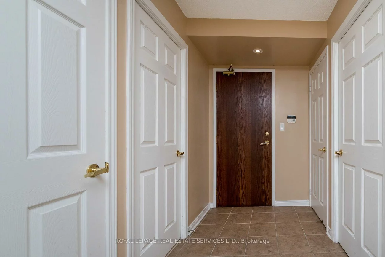 4850, Glen Erin, Central Erin Mills, Mississauga