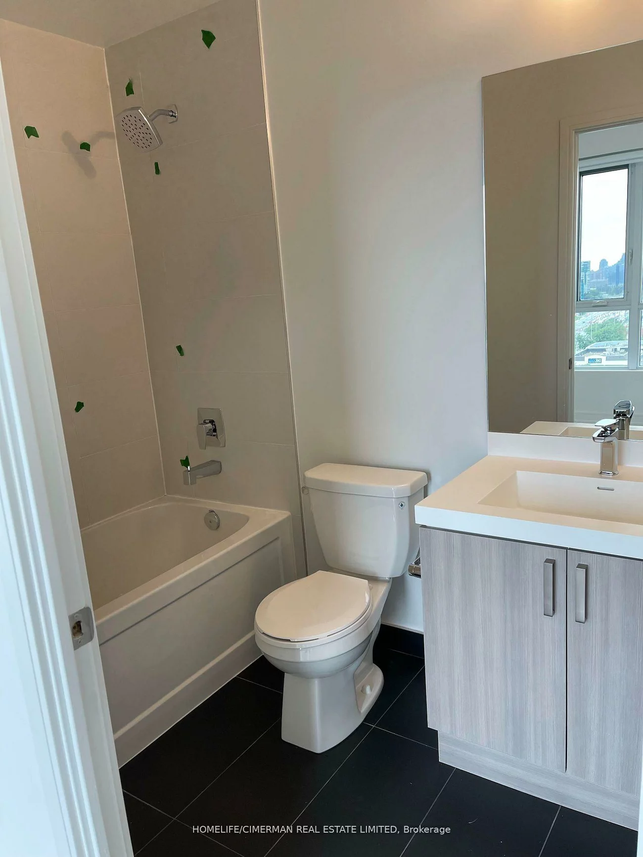 8, Nahani, Hurontario, Mississauga