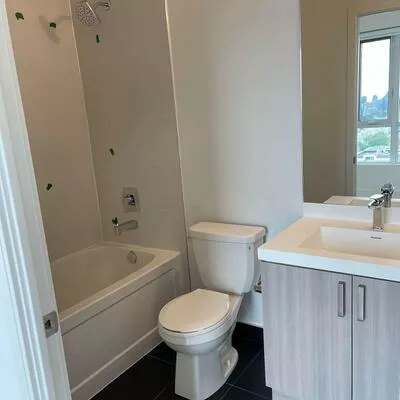 8, Nahani, Hurontario, Mississauga