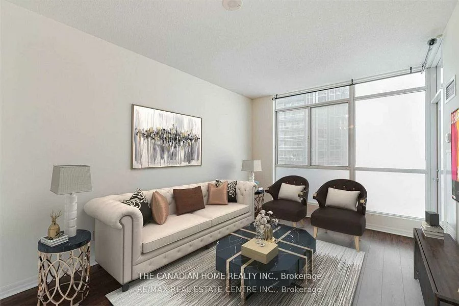 225, Webb, City Centre, Mississauga