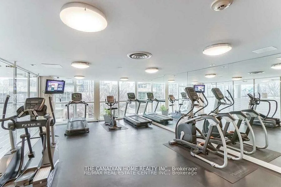 225, Webb, City Centre, Mississauga