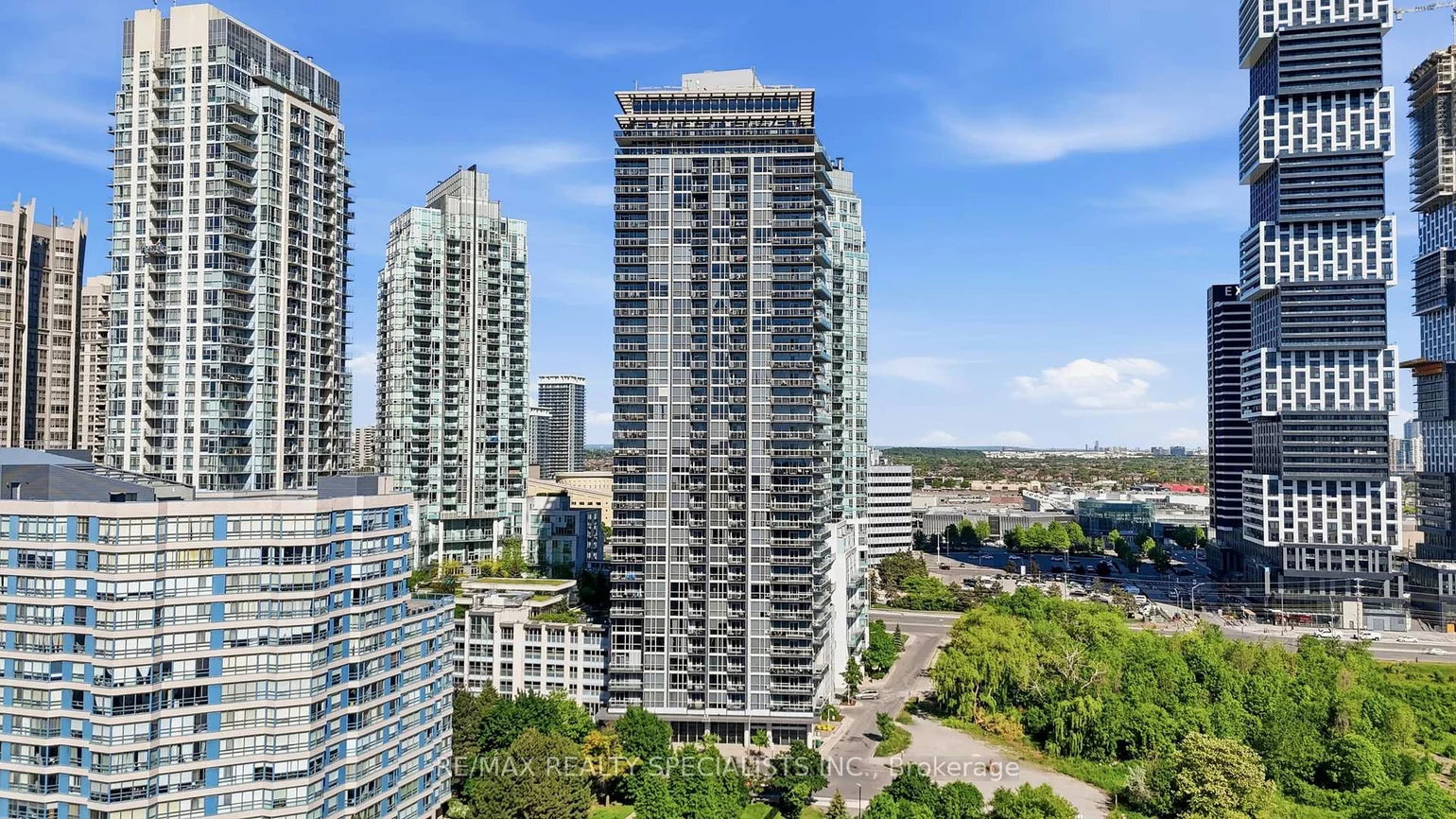 223, Webb, City Centre, Mississauga