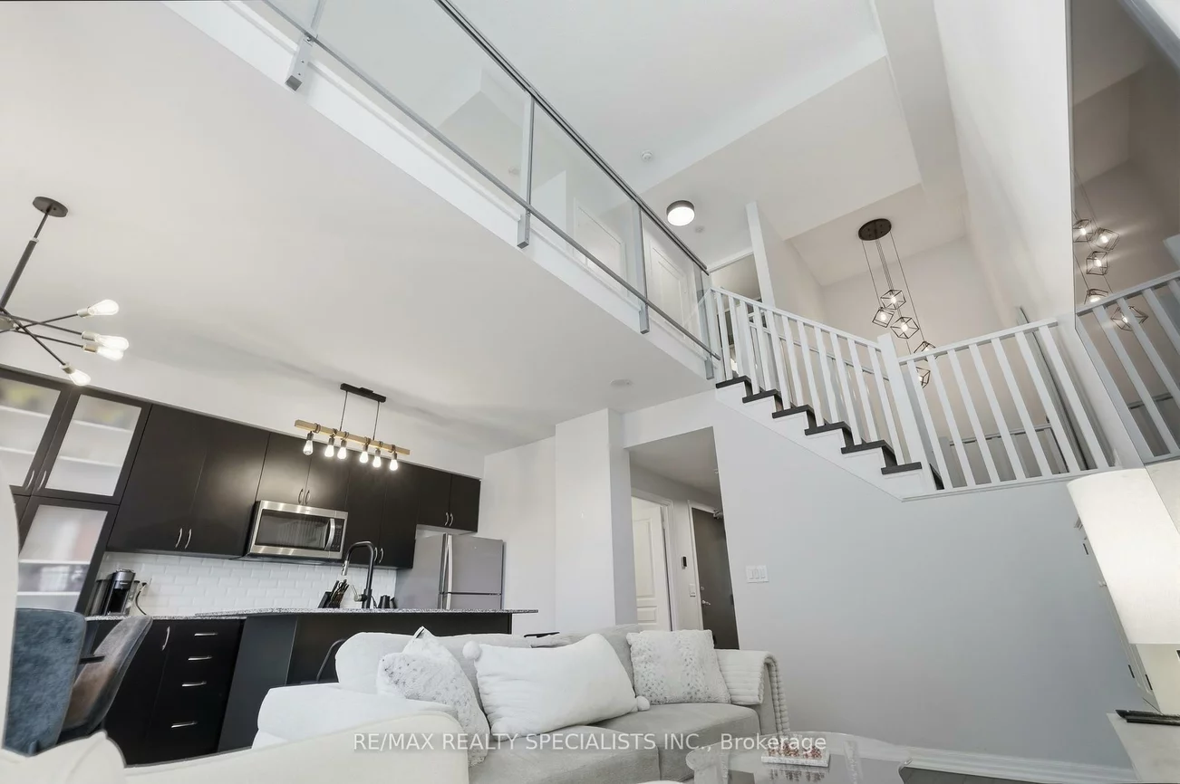 223, Webb, City Centre, Mississauga