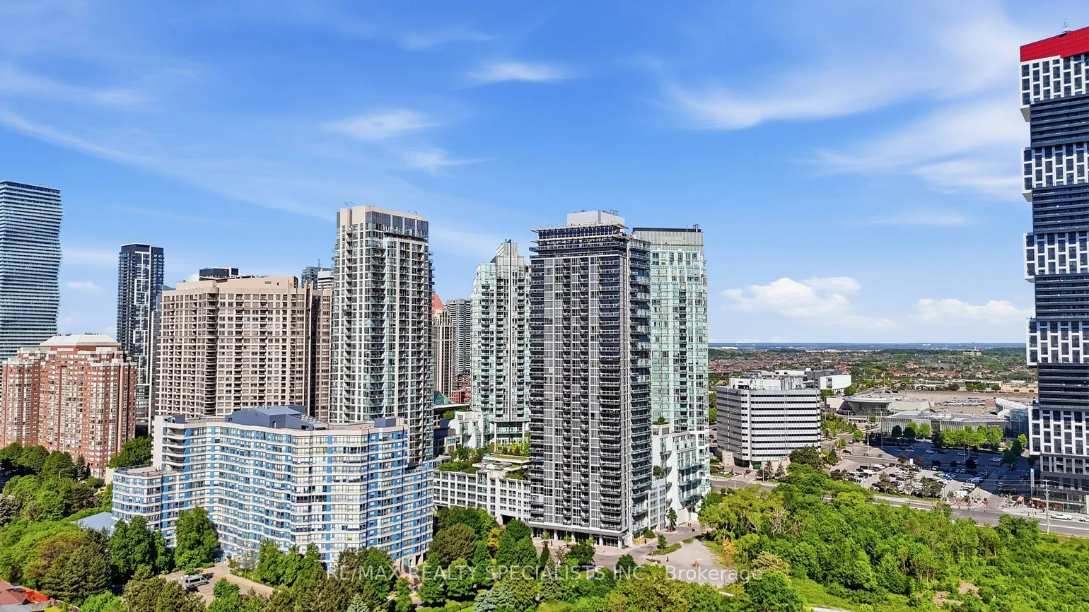 223, Webb, City Centre, Mississauga