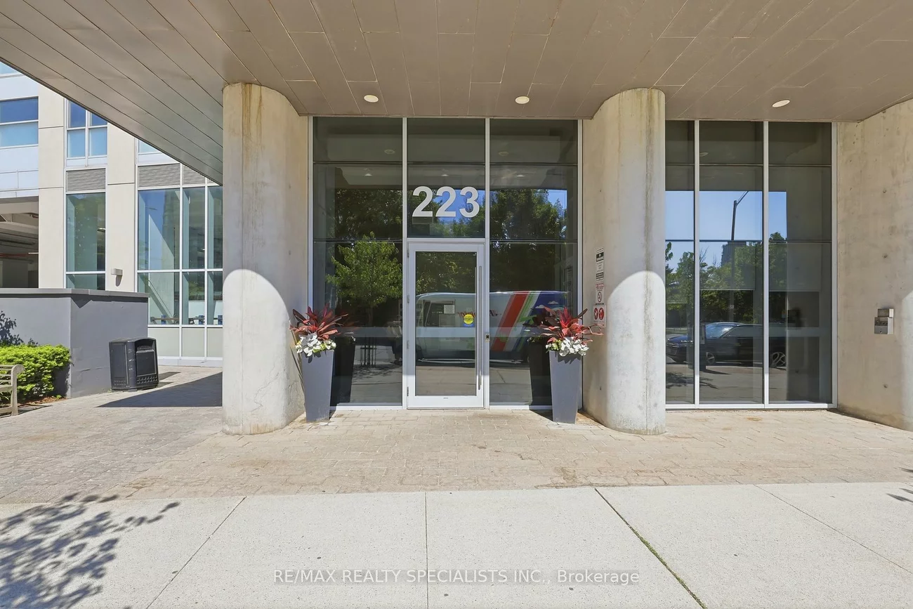 223, Webb, City Centre, Mississauga