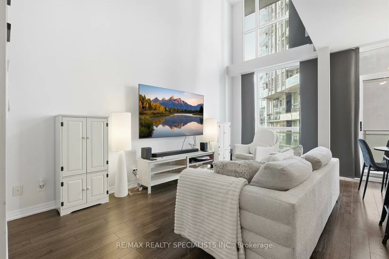 223, Webb, City Centre, Mississauga