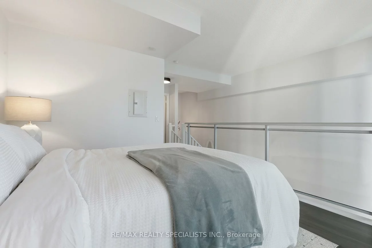 223, Webb, City Centre, Mississauga