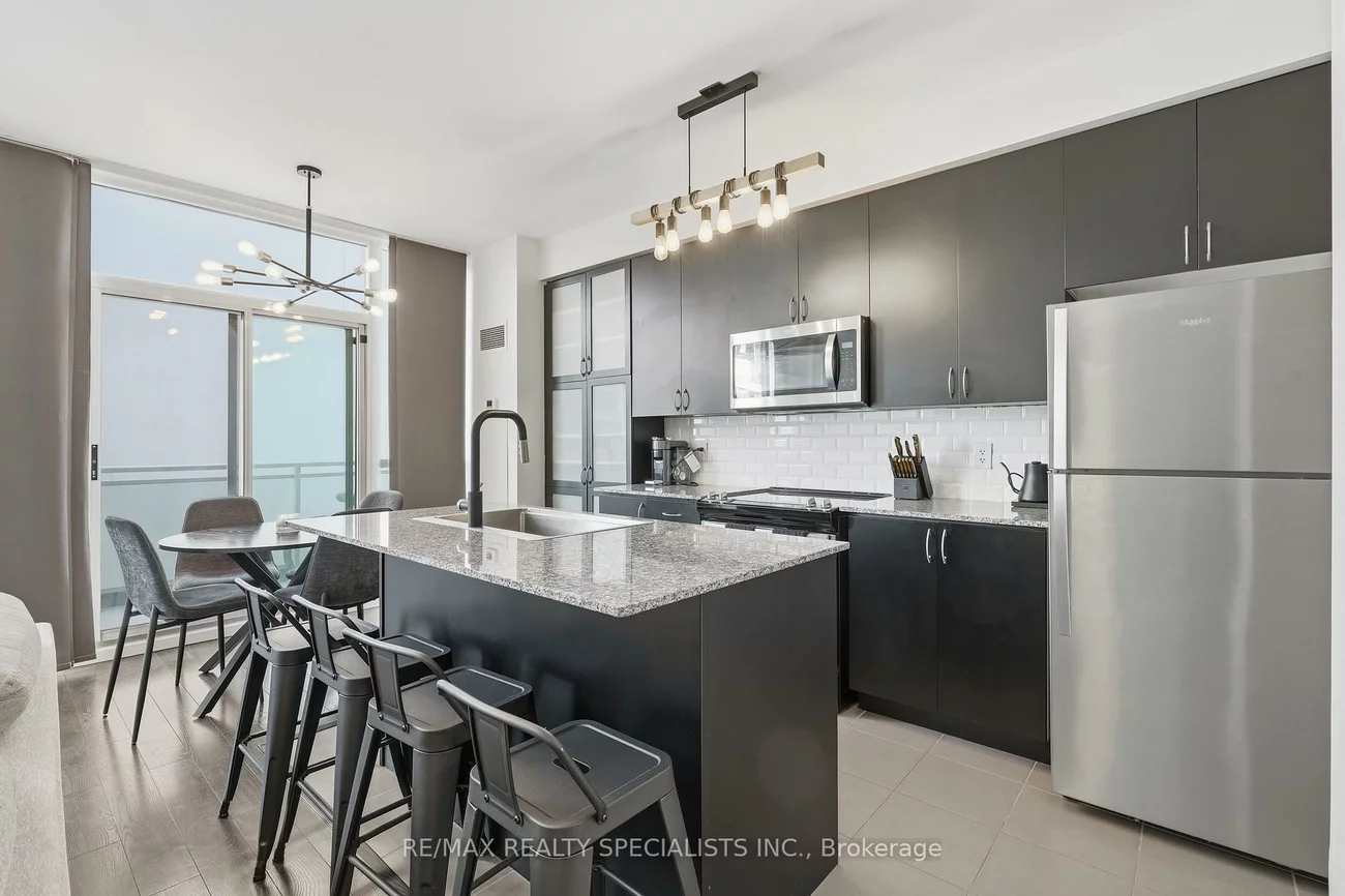 223, Webb, City Centre, Mississauga