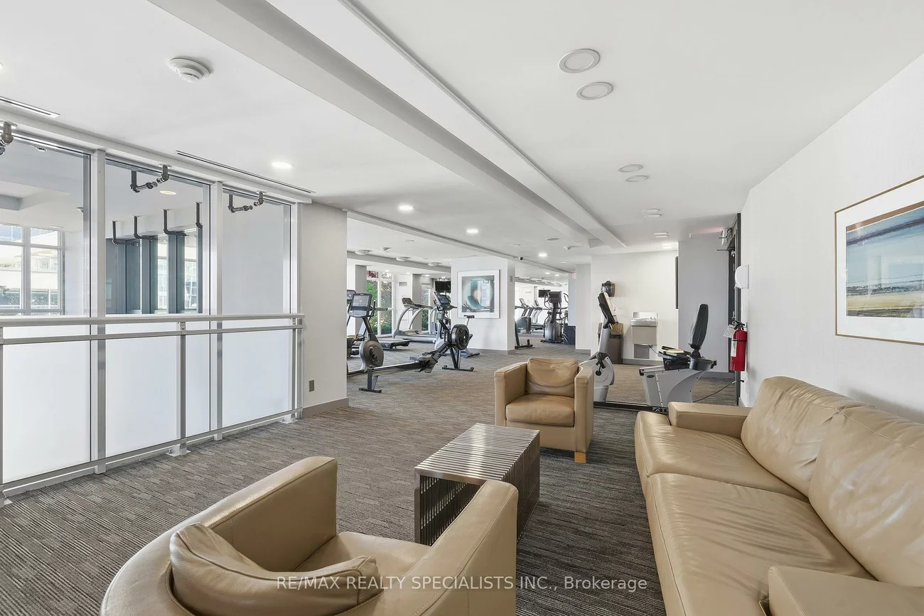 223, Webb, City Centre, Mississauga