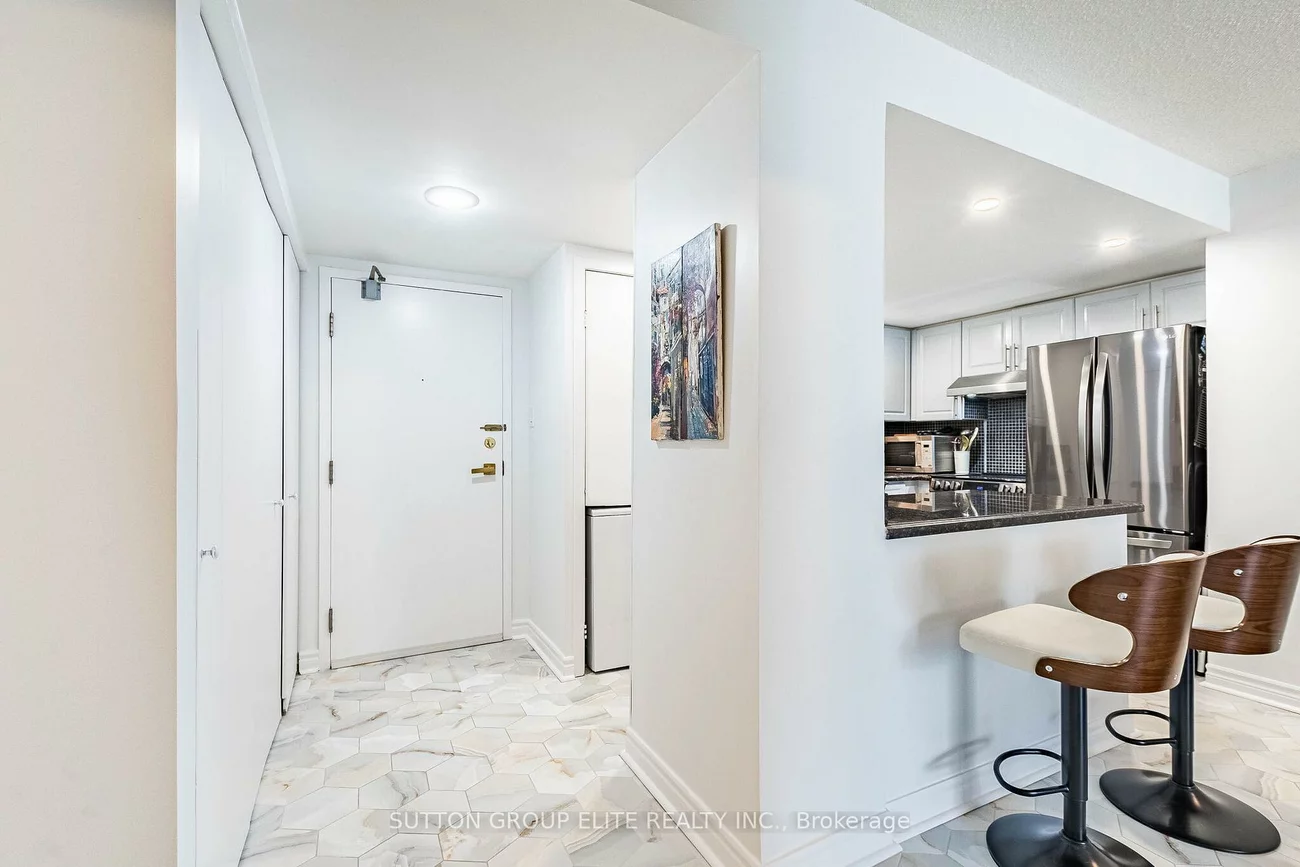 2091, Hurontario, Cooksville, Mississauga
