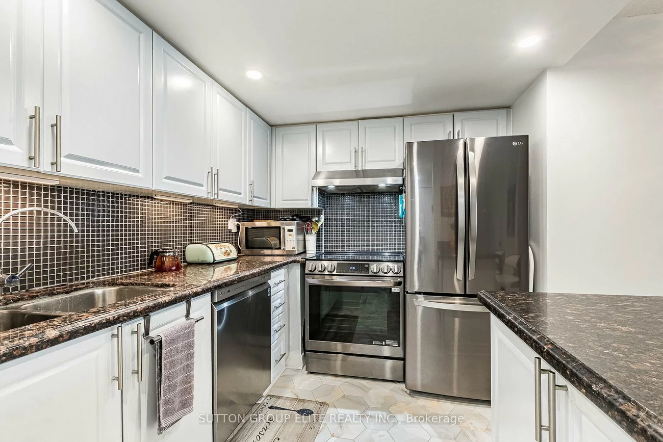 2091, Hurontario, Cooksville, Mississauga