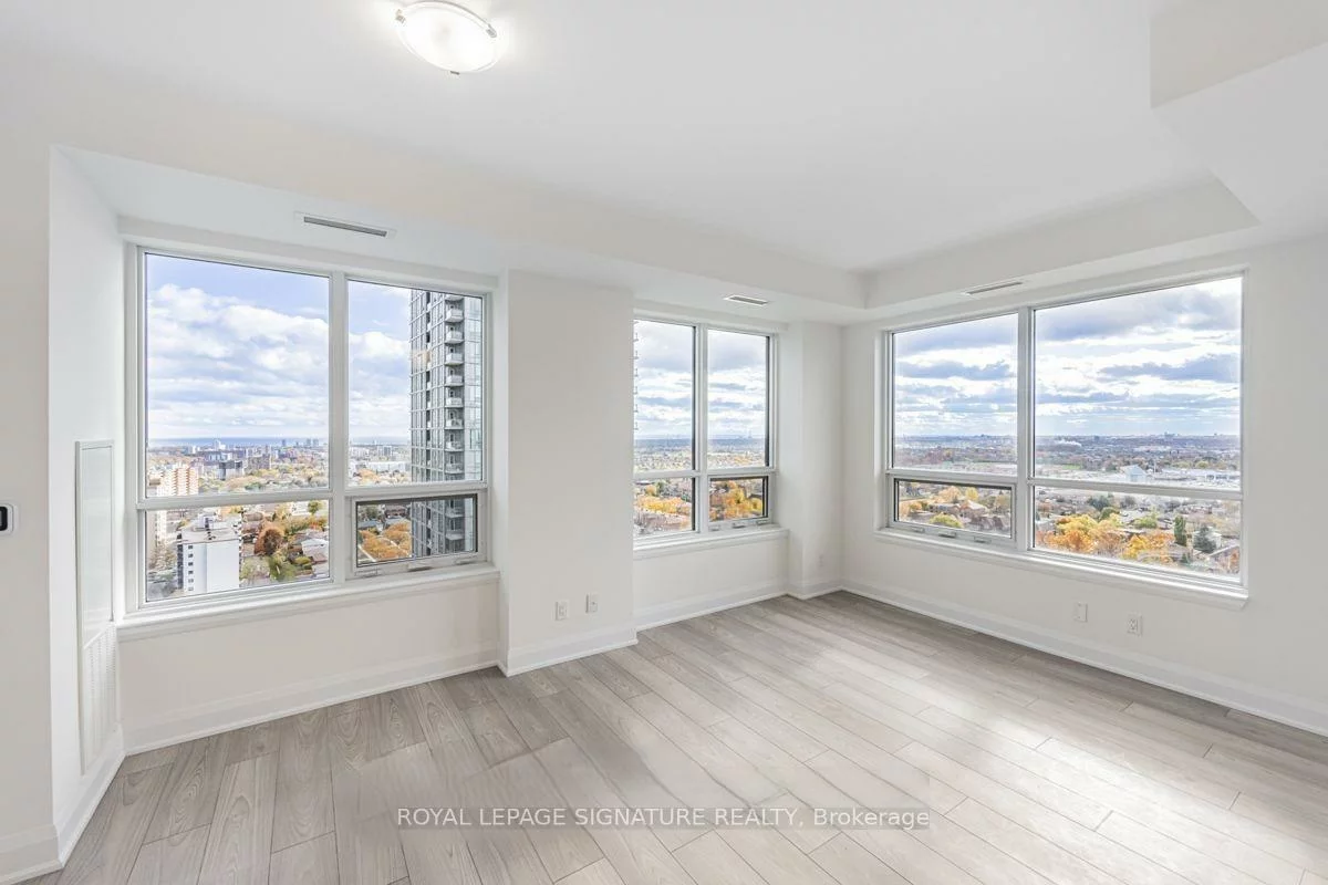 36, Elm, Fairview, Mississauga