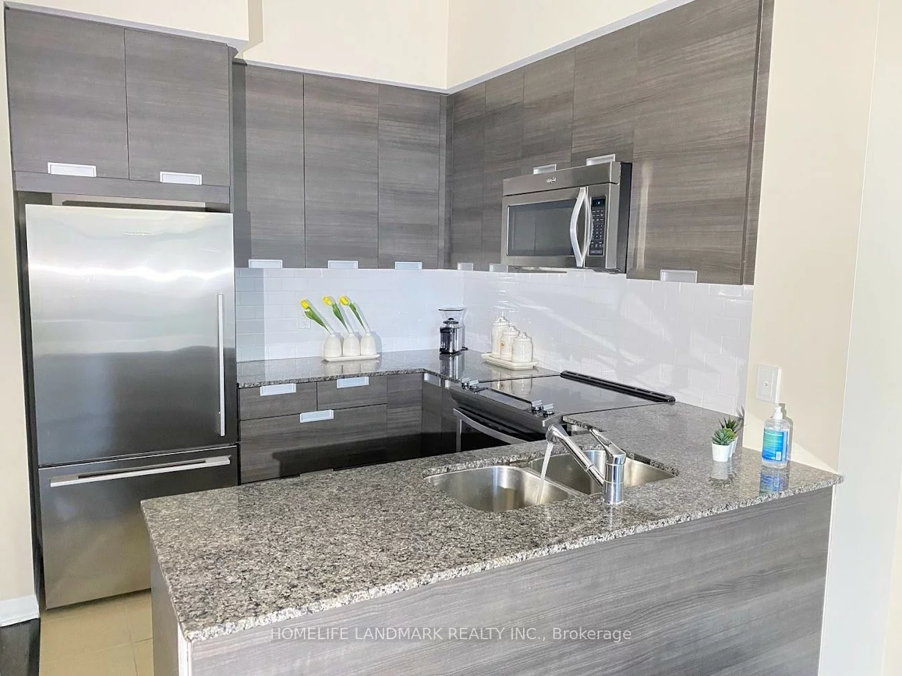 55, Eglinton, Hurontario, Mississauga