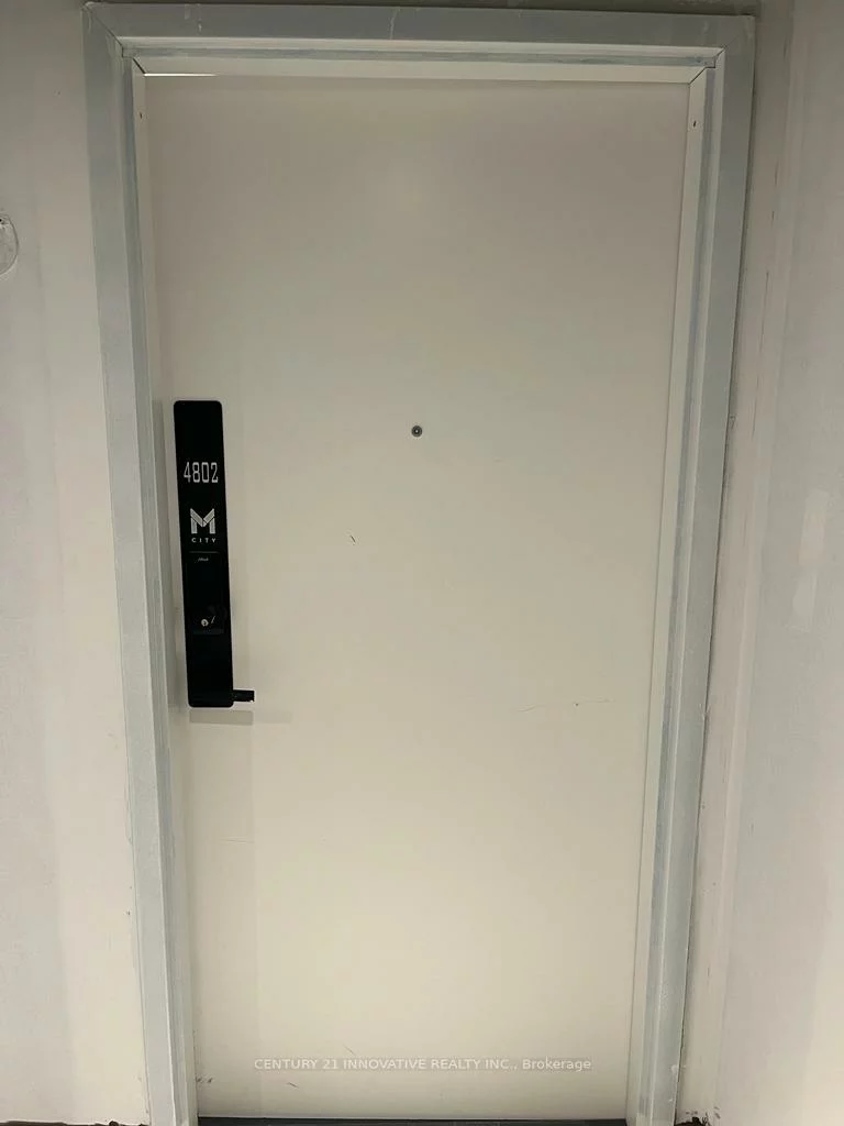 3883, Quartz, City Centre, Mississauga