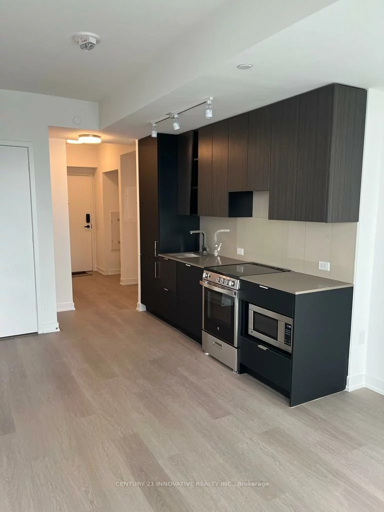 3883, Quartz, City Centre, Mississauga