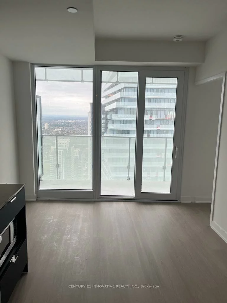3883, Quartz, City Centre, Mississauga