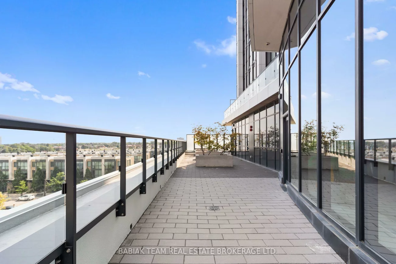 65, Watergarden, Hurontario, Mississauga