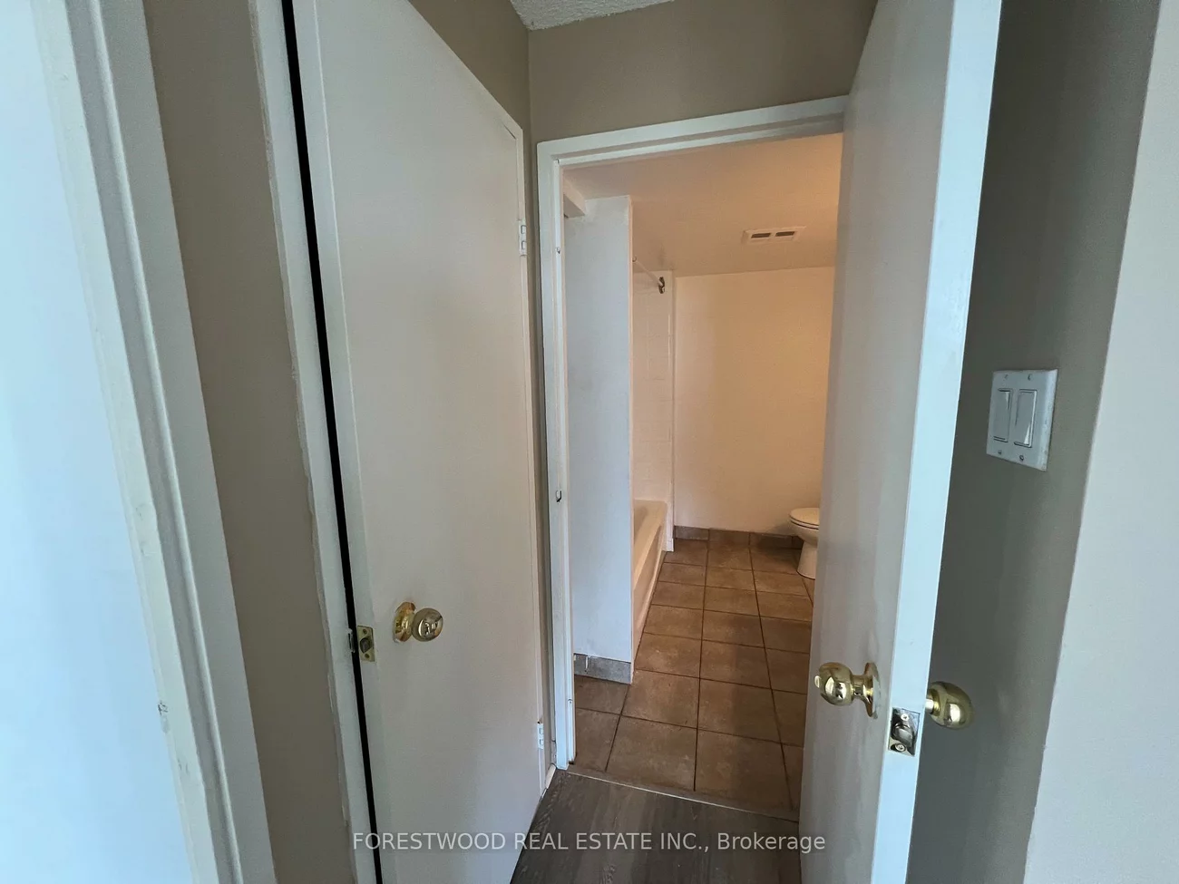 35, Trailwood, Hurontario, Mississauga