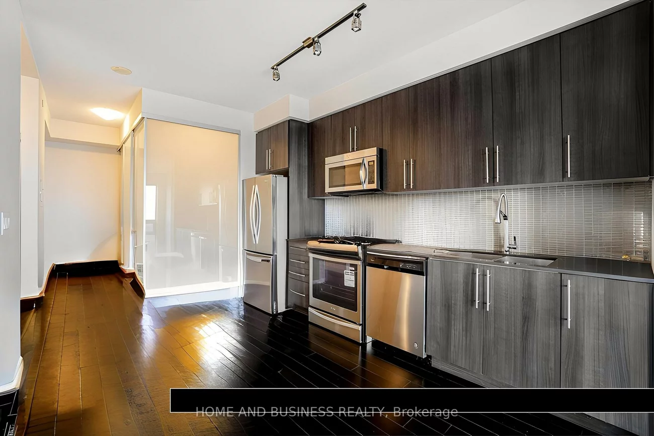 4011, BRICKSTONE, City Centre, Mississauga