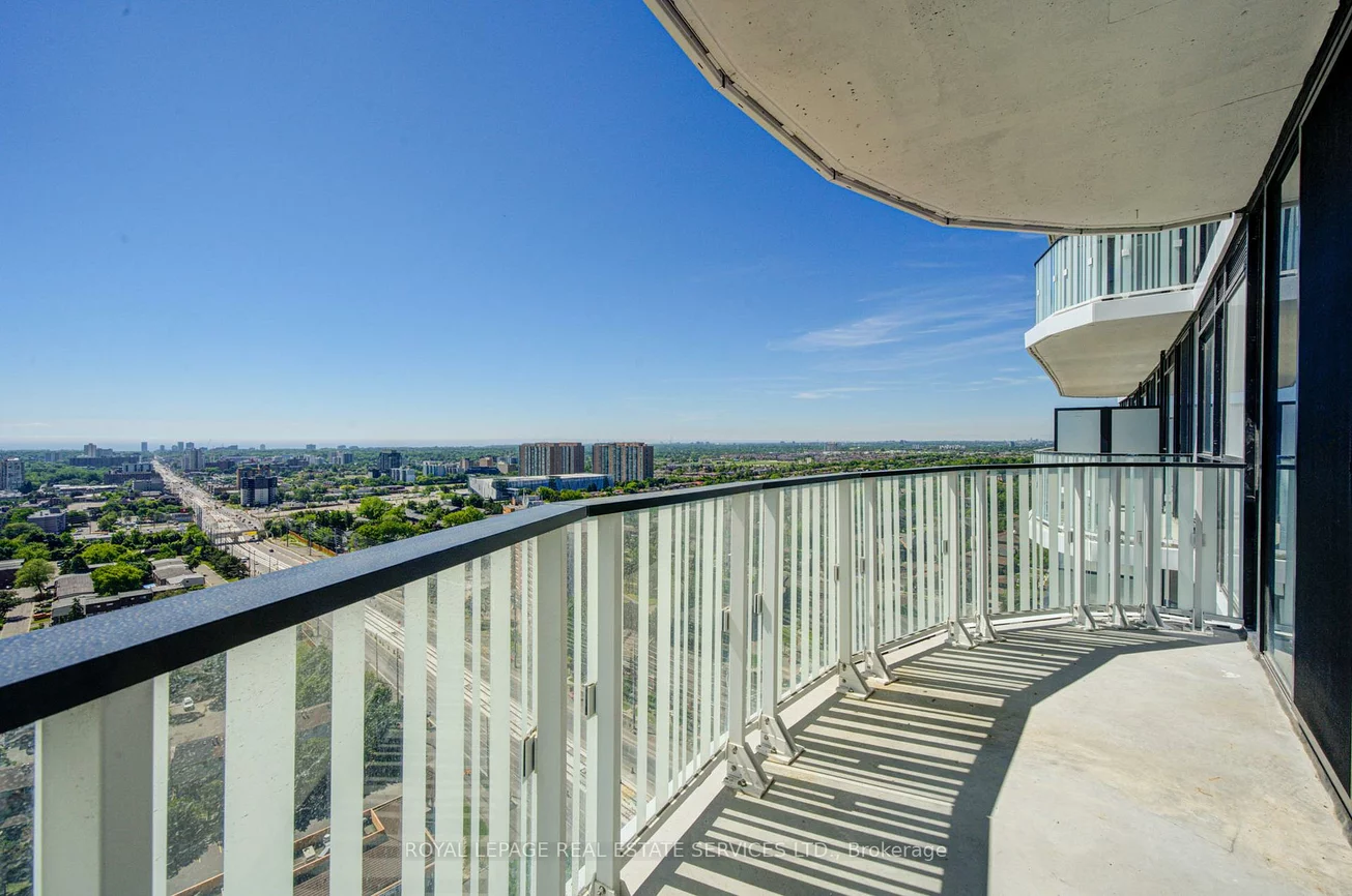 1, Fairview, Mississauga Valleys, Mississauga