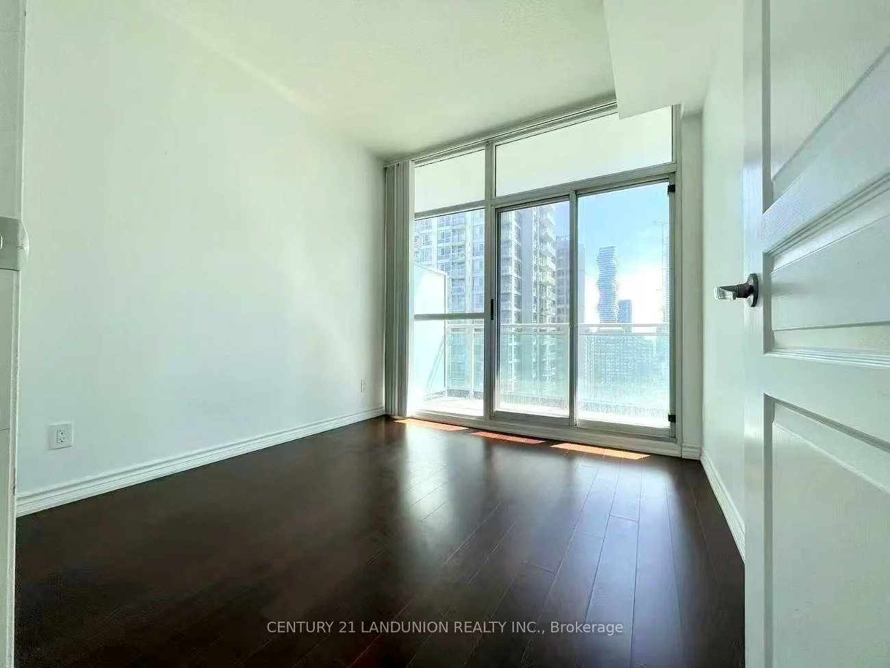223, Webb, City Centre, Mississauga