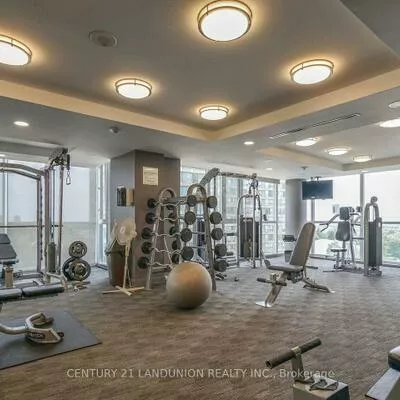 223, Webb, City Centre, Mississauga
